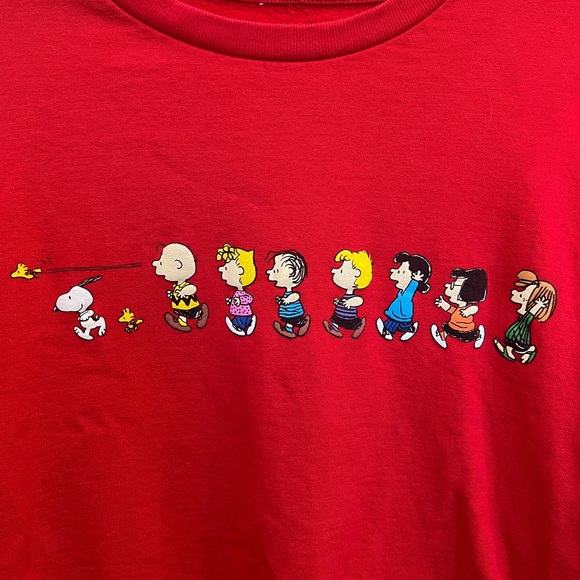 Peanuts sweatshirt - Picture 2 of 3